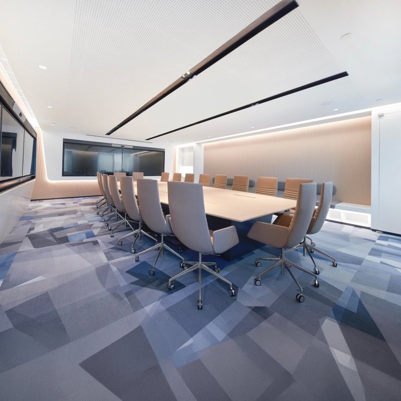 Meeting rooms & boardroom: where the hour earns its keep