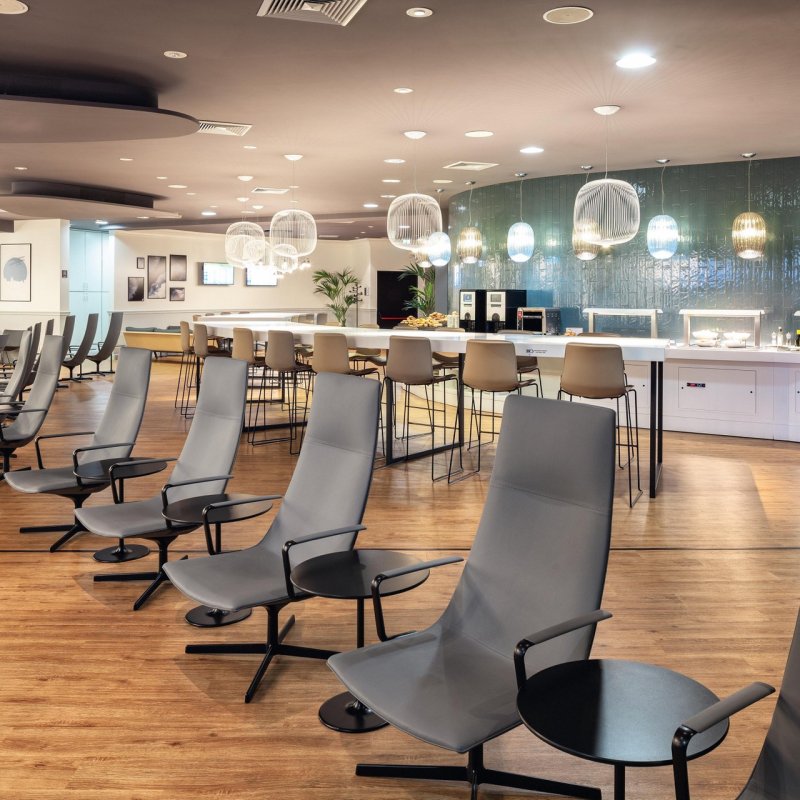 Break area & kitchenette: where the office breathes