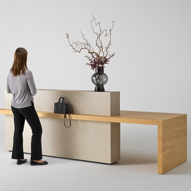 Reception & front desk: the arrival, designed