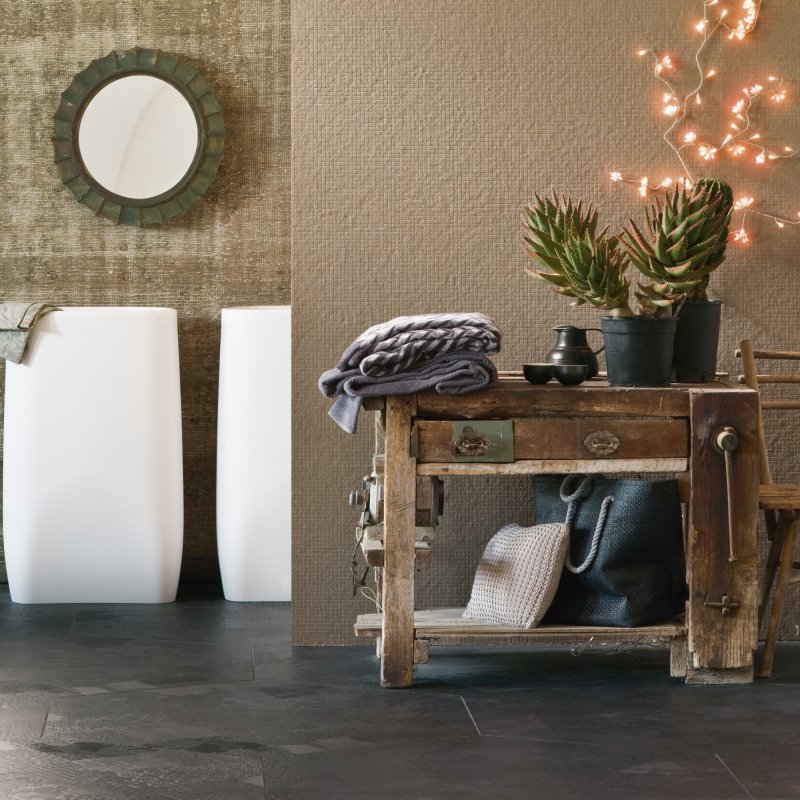 Executive & guest bathrooms that feel like quiet luxury
