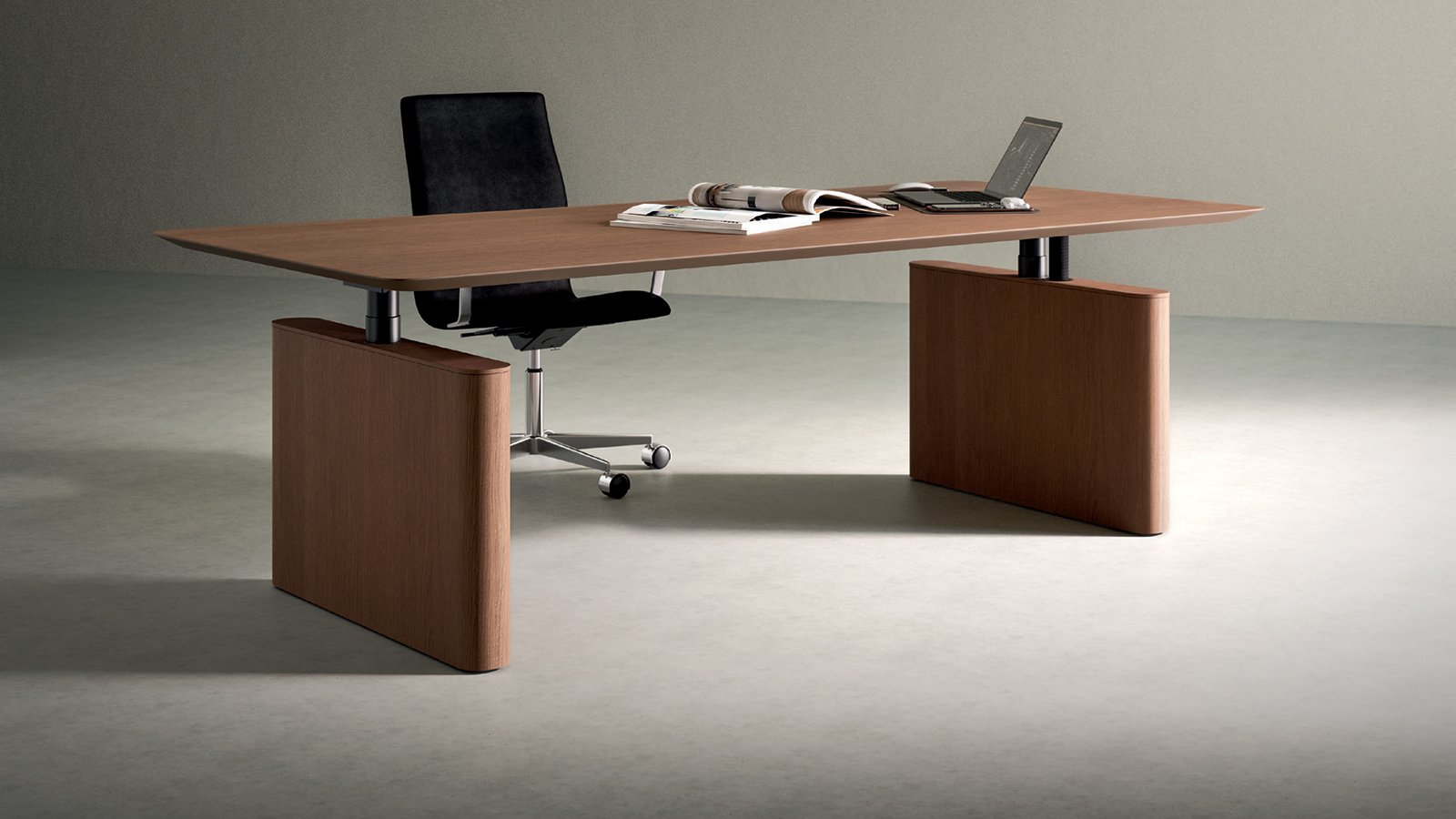 Otto+ and Otto by Martex, modern office desks from one design idea