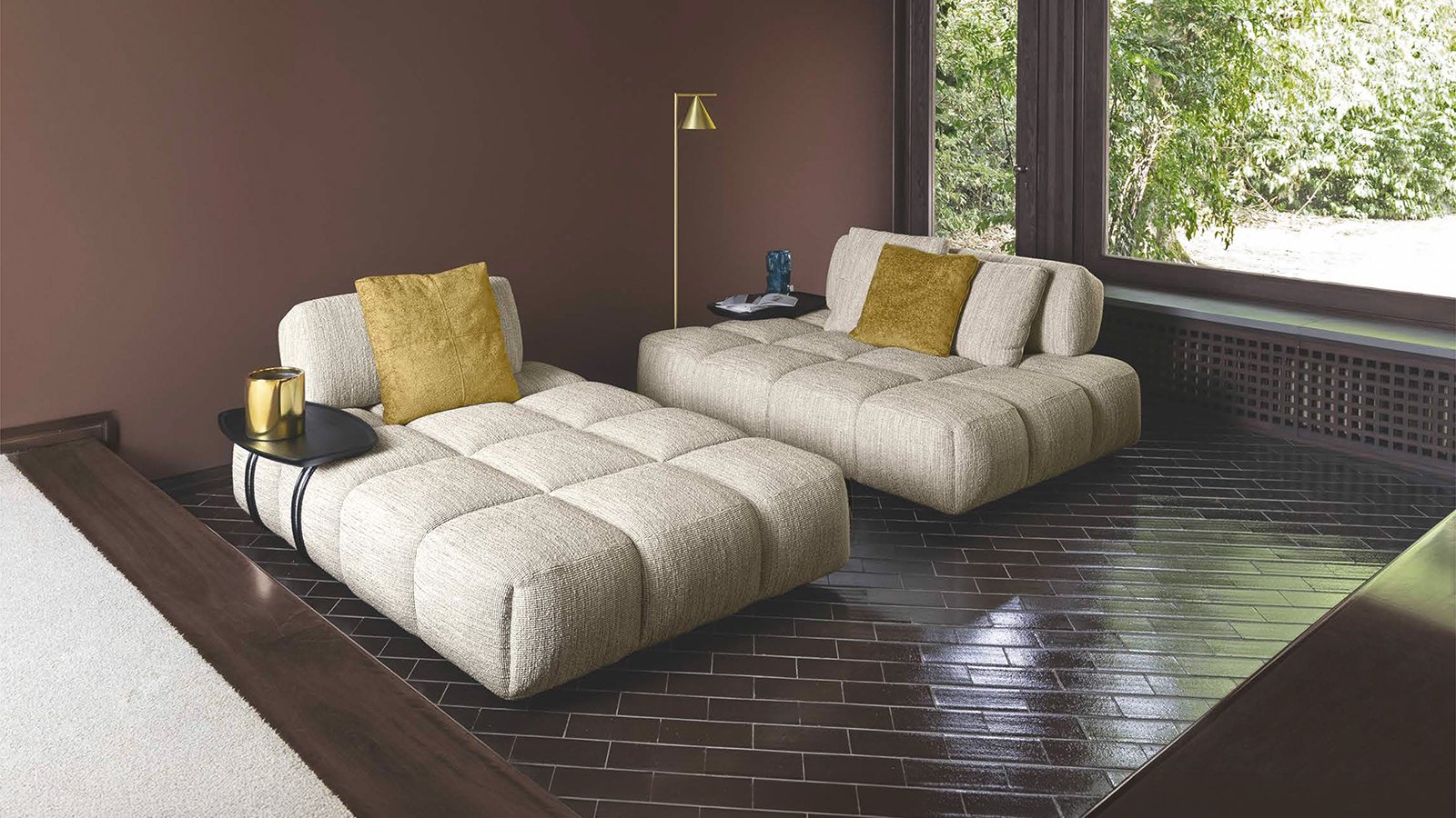 Qubik modular sofa by Flexteam in a reception area