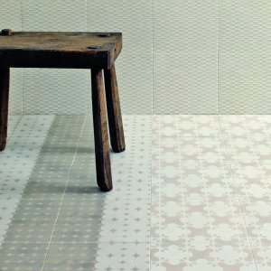 Break area wall in mixed Azulej Bianco patterns