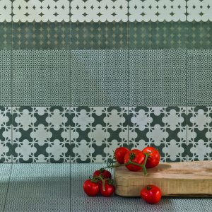Close view of the Azulej Trama pattern by Mutina