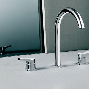 FIT pencil hand shower with its hose looping down, part of AL/23