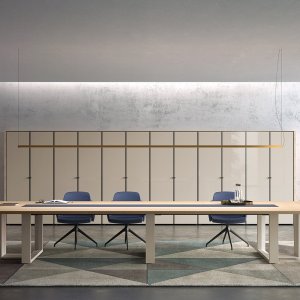 Round Arche column table on a steel base plate