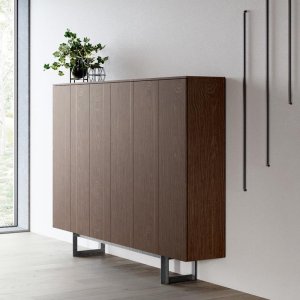 White Fenix top on an Ellan desk with white powder-coated iron