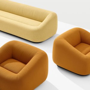 Aom sofa by Arper in an office lounge