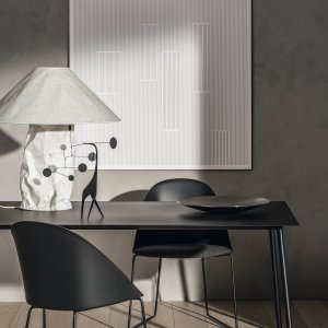 Cila on four chromed steel legs