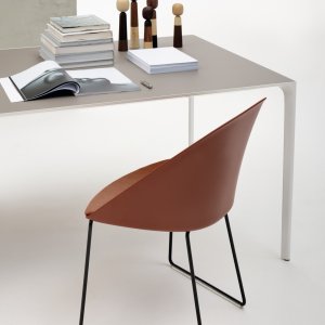 Aluminium swivel trestle base of the Cila