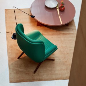 Geometric profile of the Lepal by Arper