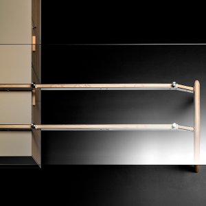 Integrated shelving of the 220 cm Rail glass variant