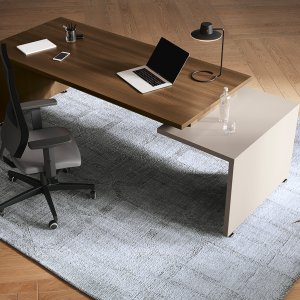 Rear panel spaced from the top on the GO desk
