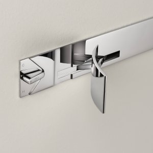 Controls of the Cut Plus shower column seen up close