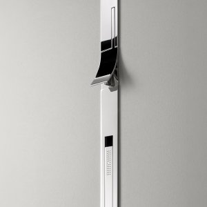 Cut Plus shower column with rain-jet showerhead