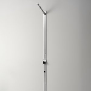 Cut Plus wall mixer by Cea Design above the washbasin