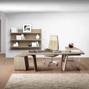 Larus desk by Della Rovere in an executive office