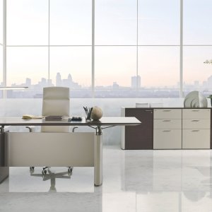 Extra-clear glass top 15 millimetres thick