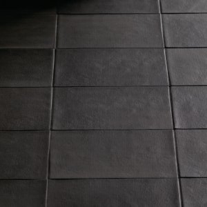 Bas-Relief palette in Bianco Cipria and Nero
