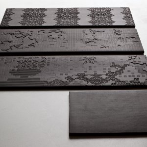 Bas-Relief Nero with deep chiaroscuro effect
