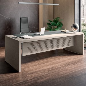e-10 executive desk by Quadrifoglio with elm top and lacquered legs