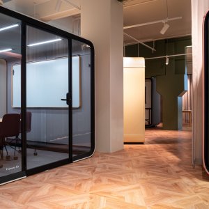 Laminated acoustic glass front of Framery Six