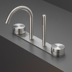 Designer taps Giotto with polished steel cross-section detail