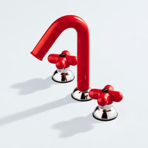 Round rain shower head on a wall arm, Fantini I Balocchi series