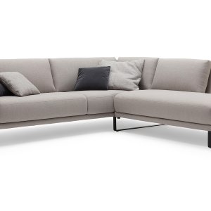Table module of Asso, 40 by 105 cm, ordered as an extension of the seat