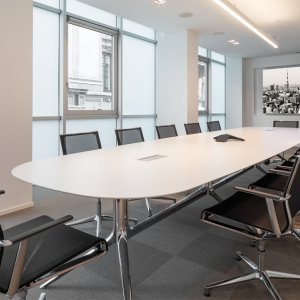 NoTable footrest beam in tubular steel