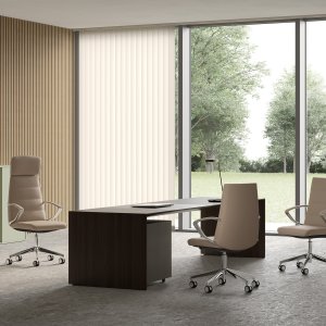 Medium-back Klivia upholstered in grey fabric, seen from the front