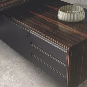 Executive office furnished with the Kefa collection