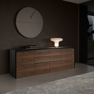 Top partly in veneer and partly covered in leather