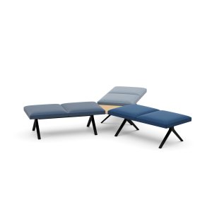 Six-seater Kiik ottoman in a hotel lobby