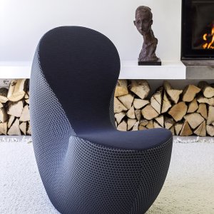 Tip of the Nautile seat lifting upwards, armchair by LaCividina