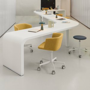 Designer chair Cut around a dining table