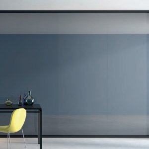 Double-extrusion frame detail of the Simple Bold partition