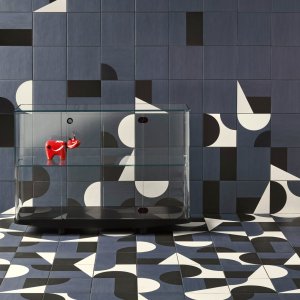 Puzzle wall in a meeting room