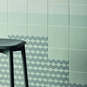 Tape by Mutina Zigzag Green pattern in glazed stoneware