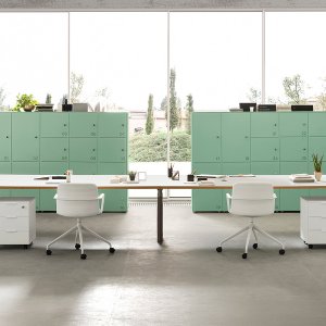 Central beam of the Pigreco bench desking system