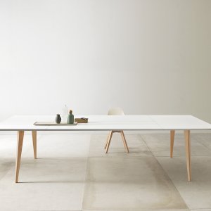 Flip-top power unit on a Pigreco meeting table