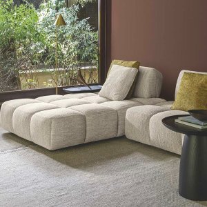 Qubik WIDE chaise longue with the arm on the right