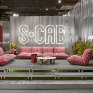 Brezza S•CAB outdoor armchair designed by Alessandro Stabile