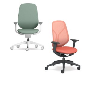 Modular task office chair se:kit by Sedus with grey membrane backrest in an open-plan office