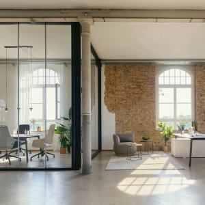 se:mission chairs by Sedus ready for a meeting