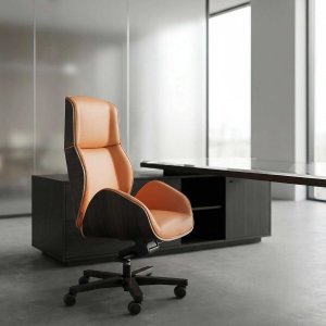 Wooden outer shell of the Suoni armchair in SL configuration