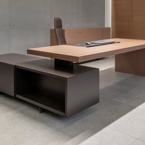 Executive desk Asymmetrical by Tecno with the cabinet on the right