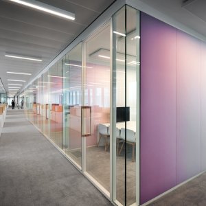 Close view of the 80 mm technological profile of the W80 partition