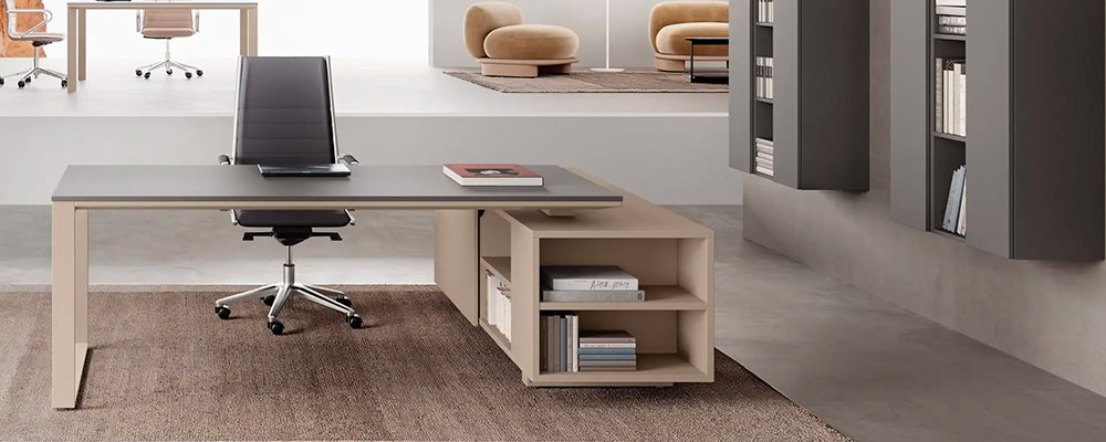 Desk with return and credenza